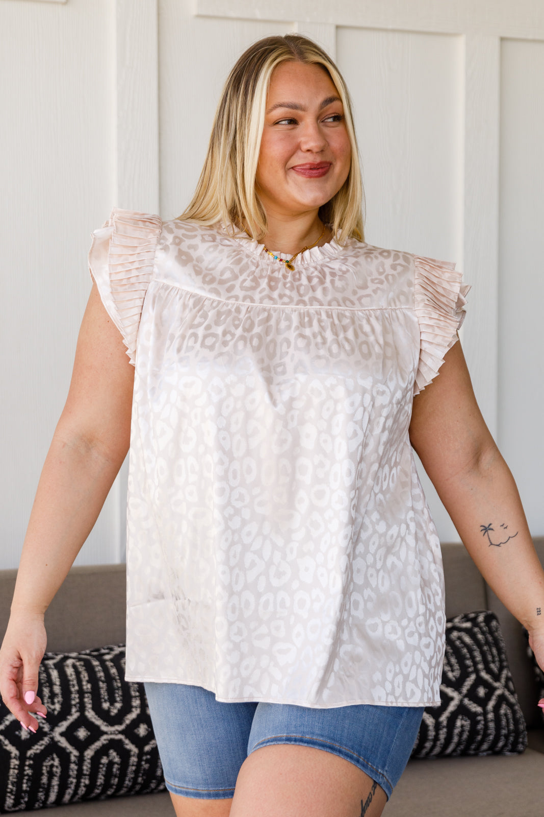 City Escape Top in Pearl