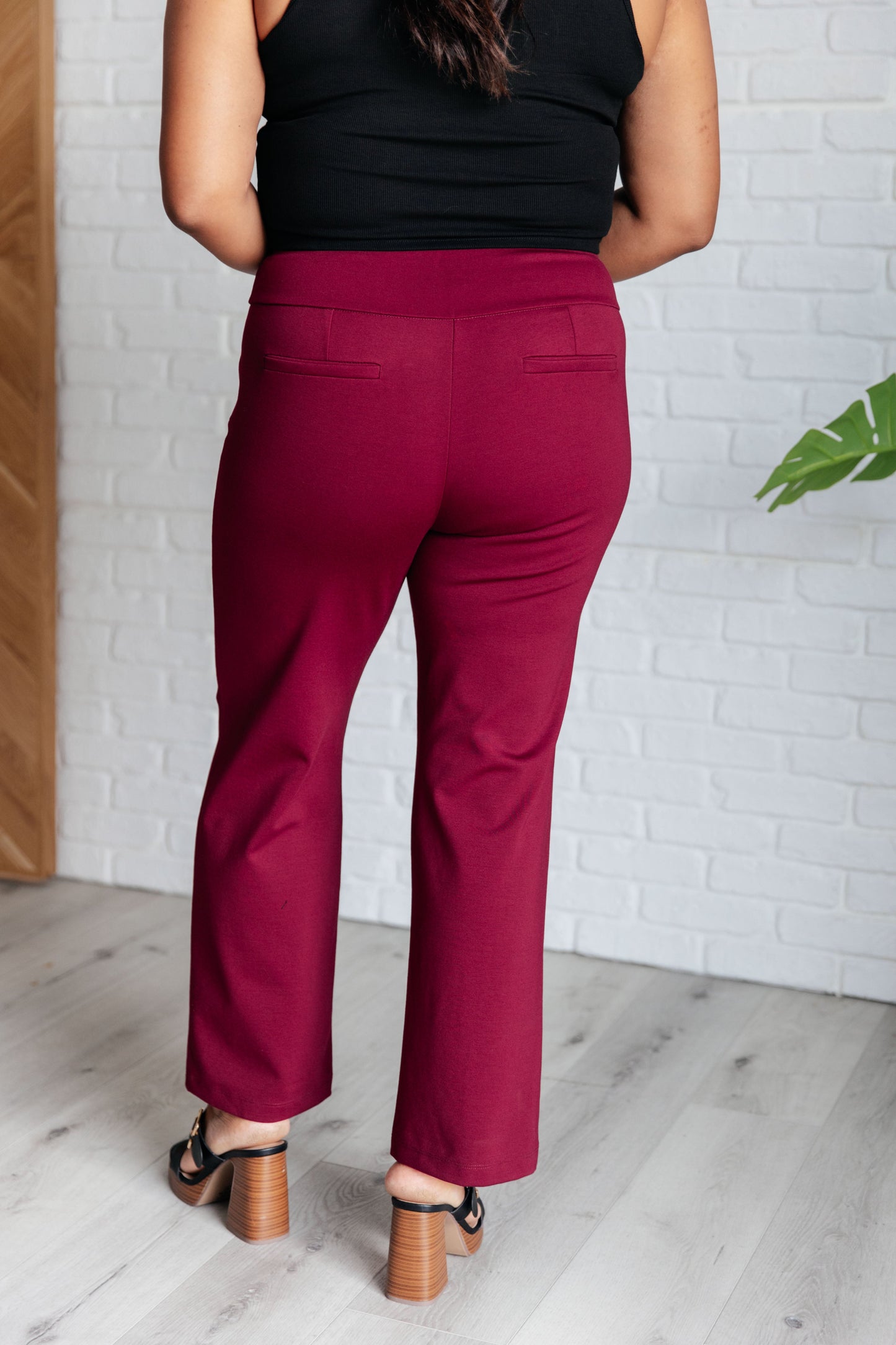 Magic Straight Pants in Wine