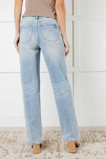 Patricia High Rise Rigid Magic 90's Straight Jeans